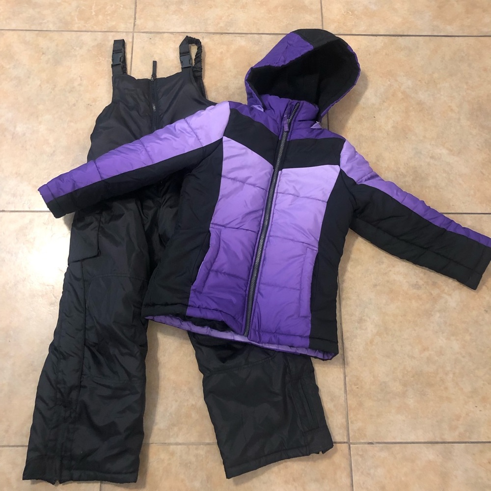 Children’s snow suit with mittens